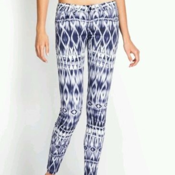 GUESS Brittney Abstract-Print Mid-Rise  Leggings - Picture 2 of 5